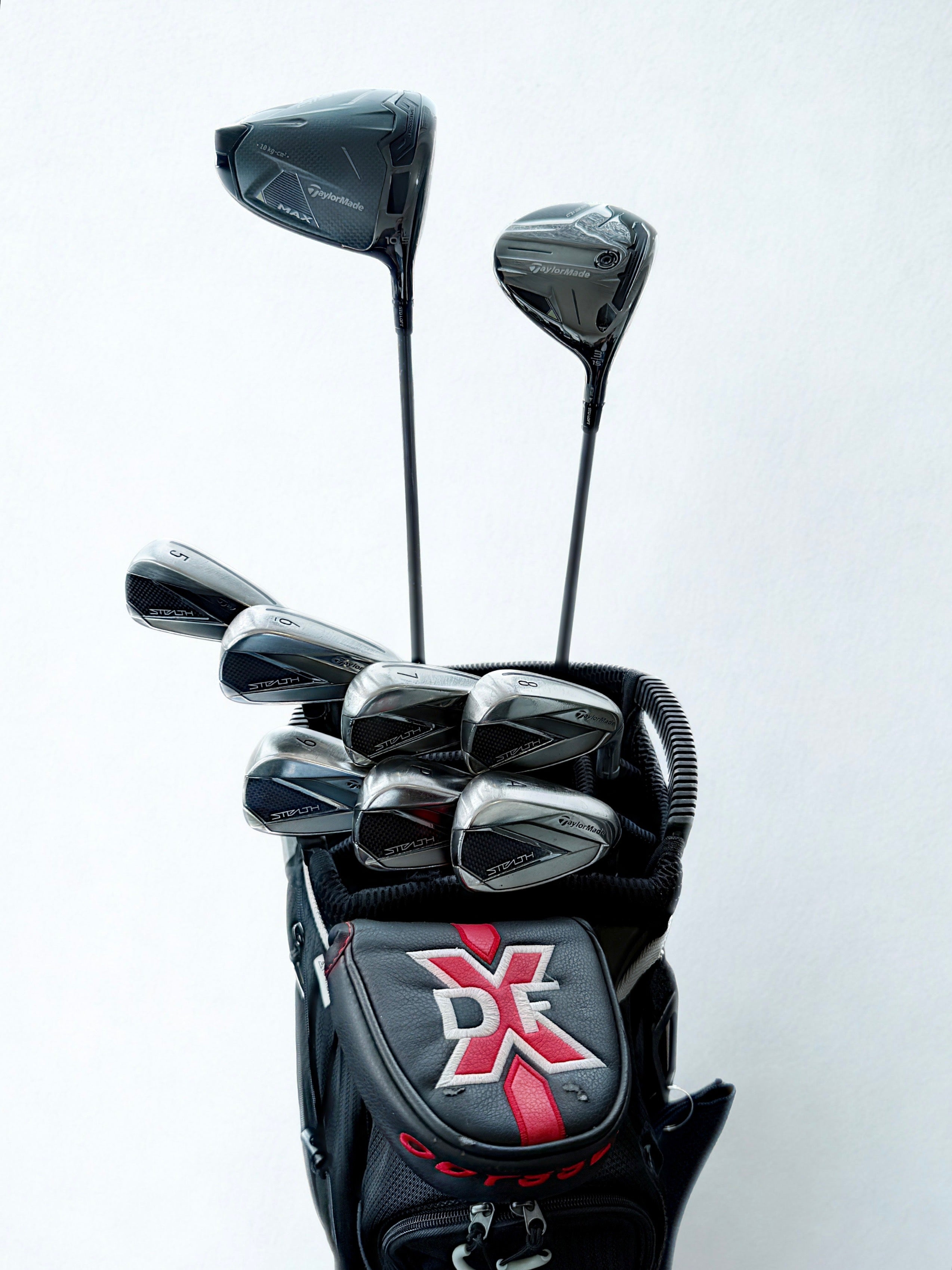 TaylorMade Qi35 with Stealth Irons Regular Flex Pre-built rental golf club set - Up'N'Down Golf Algarve, delivered to your door - Best Golf Club Rental/Hire 